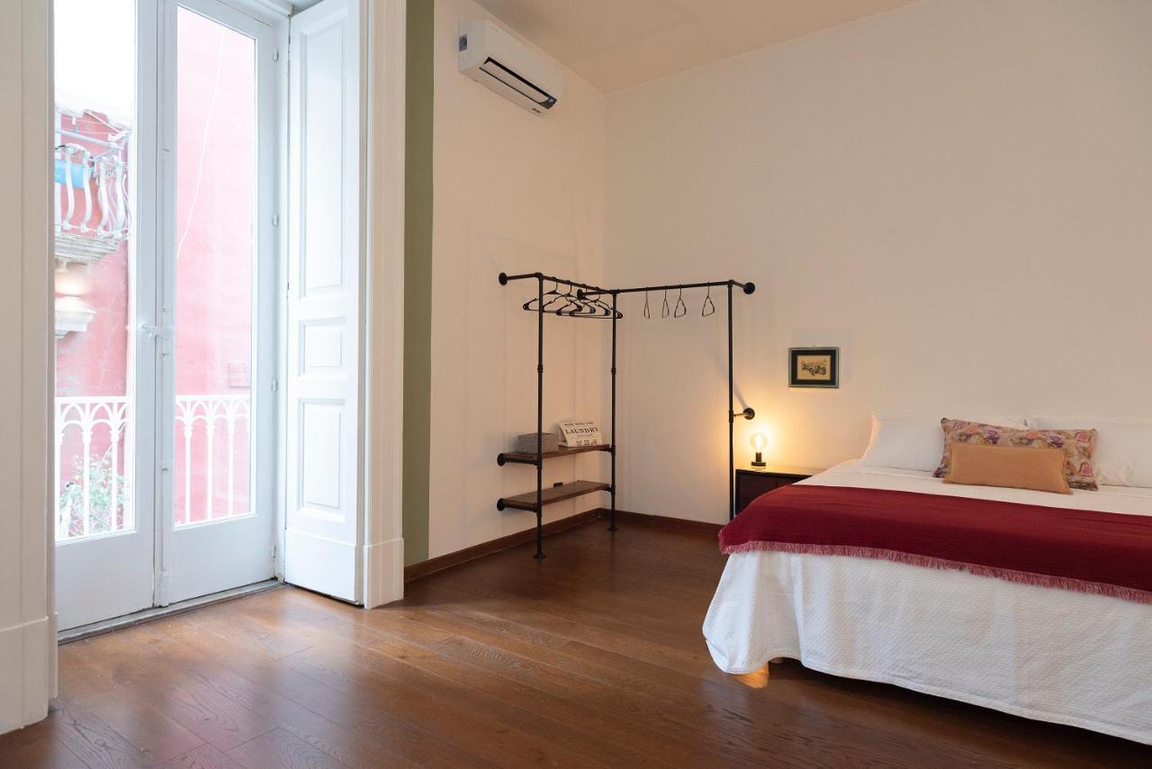 Modern Hospitality Naples Exclusive Stay Exterior photo